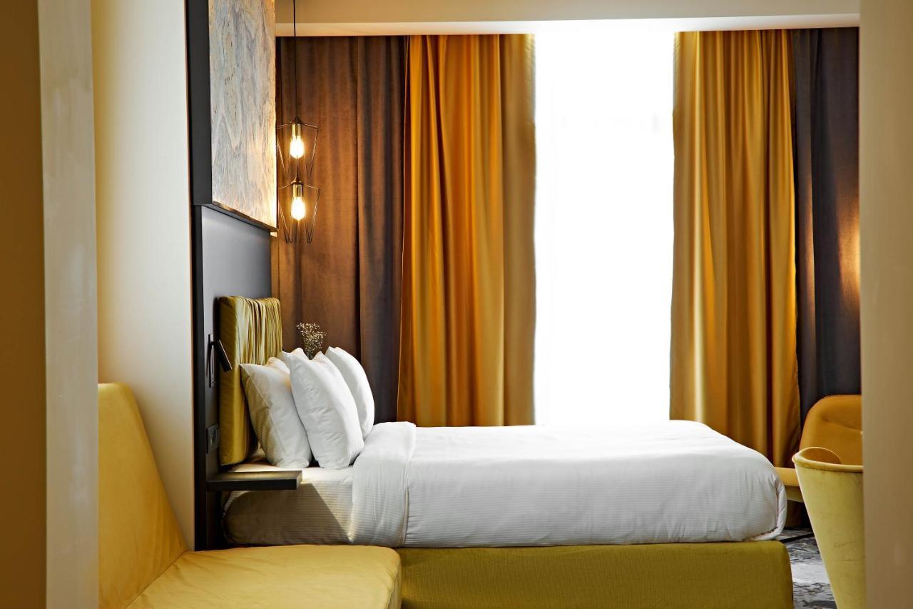 Miramare Magnetic Beach Hotel كوبوليتي المظهر الخارجي الصورة