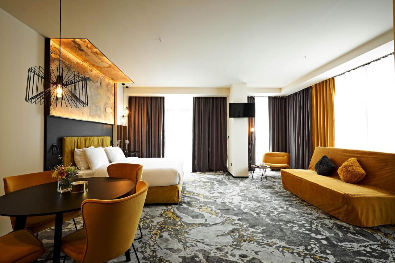 Miramare Magnetic Beach Hotel كوبوليتي المظهر الخارجي الصورة