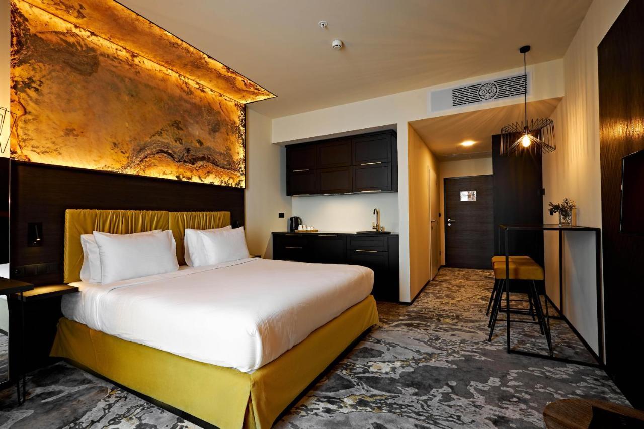 Miramare Magnetic Beach Hotel كوبوليتي المظهر الخارجي الصورة