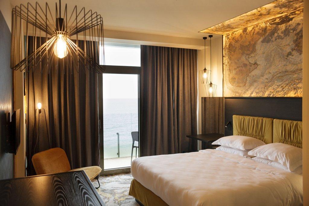 Miramare Magnetic Beach Hotel كوبوليتي المظهر الخارجي الصورة