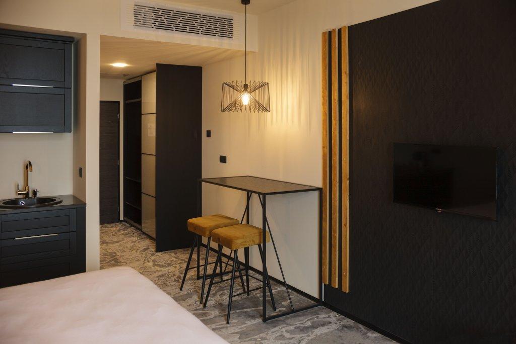 Miramare Magnetic Beach Hotel كوبوليتي المظهر الخارجي الصورة