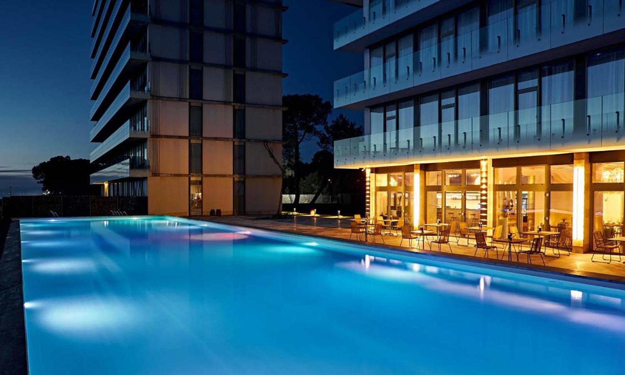 Miramare Magnetic Beach Hotel كوبوليتي المظهر الخارجي الصورة
